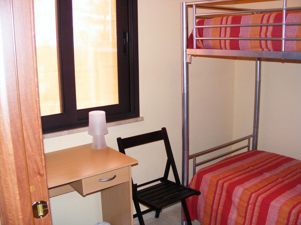 Villetta Singola "Lilla" Ali Terme Habitación foto