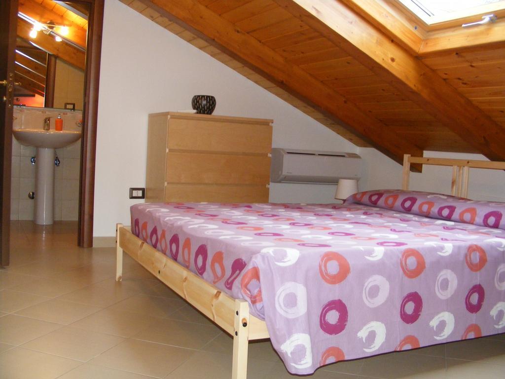 Villetta Singola "Lilla" Ali Terme Habitación foto
